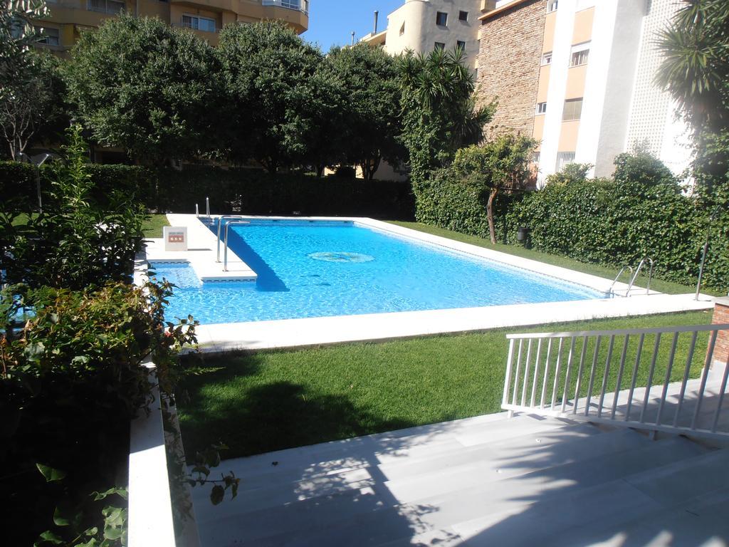 Apartamento Euromar 2 Playa Fontanilla Marbella Esterno foto